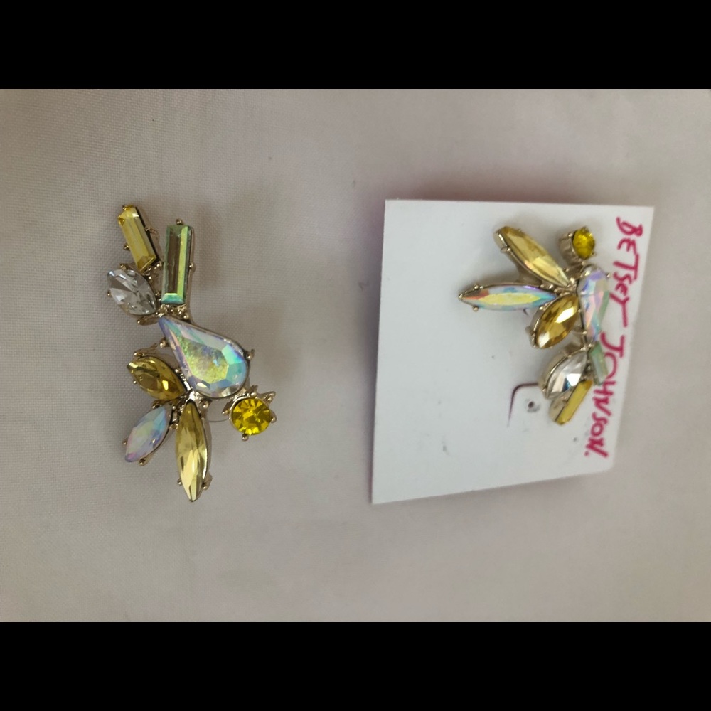 Betsey Johnson jewelry - Picture 6 of 8